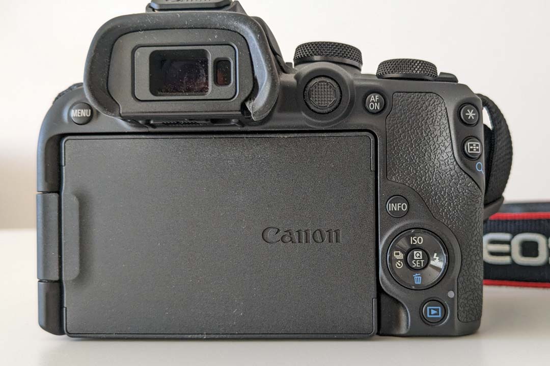 Canon R10