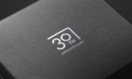 Canon celebra el 30 aniversario de las cámaras PowerShot con una G7 X Mark III especial