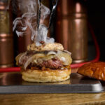 Hoy es el día de la hamburguesa y lo celebramos por todo lo alto